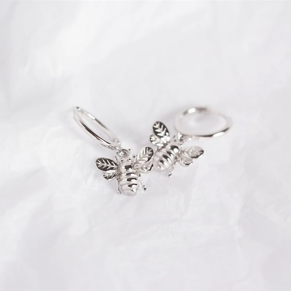 Silver bee Huggies